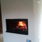 Hübriidkamin ja keraamilise keeduplaadiga pliit