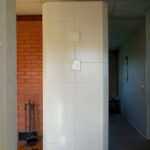 Keraamiliste plaatidega ahi Kuramaal