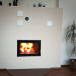 Laia klaasuksega ahi