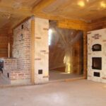 Leivaahjuga ahi ning soemüüri ja lesoga pliit