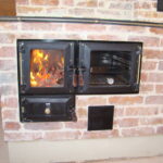 Leivaahjuga ahi ning soemüüri ja lesoga pliit