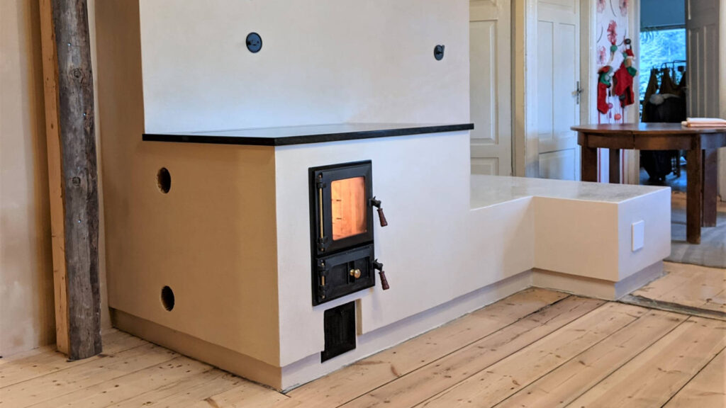 Pliit leso ja soemüüriga Põhja-Eestis