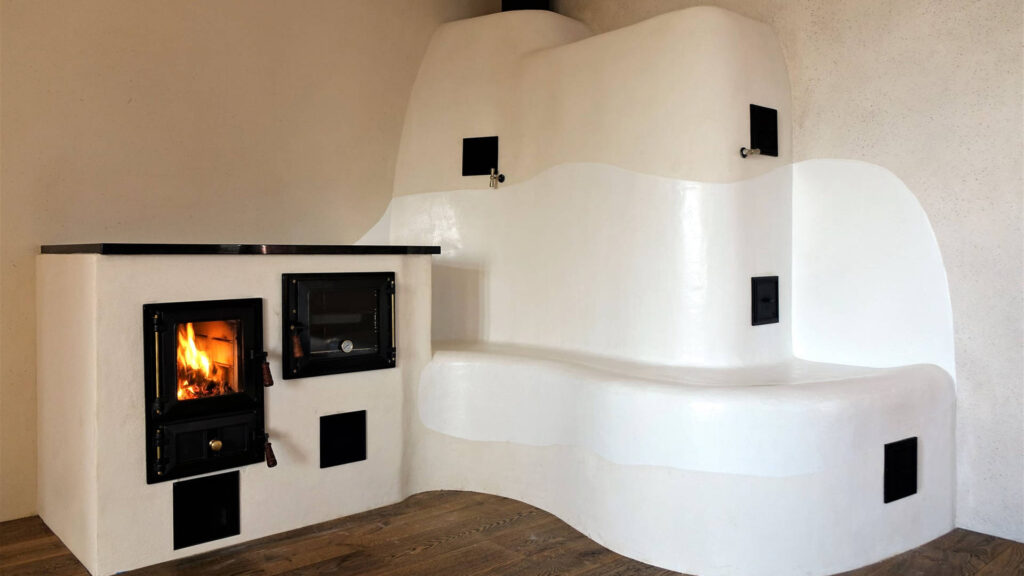 Toorsavitellistest pliit leso ja soemüüriga